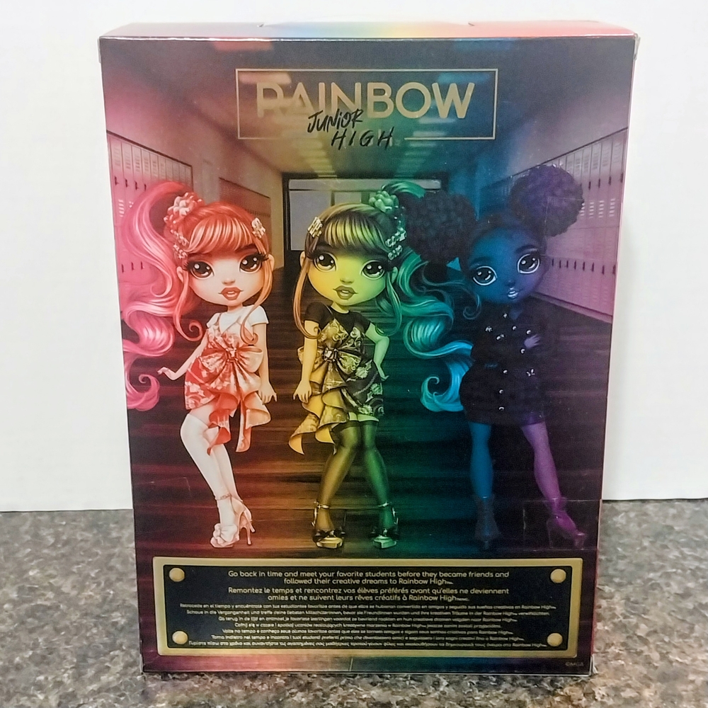 Rainbow High Holly De'Vious Doll - Picture 2 of 6